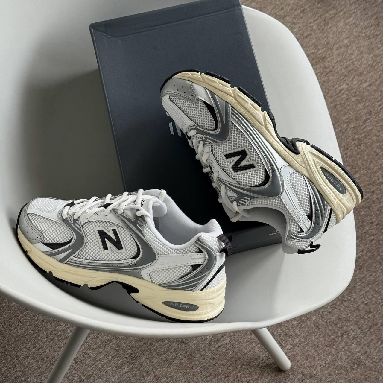 2089 - Giày New Balance 530 Silver Metallic U530ESA [HÀNG CHÍNH HÃNG]