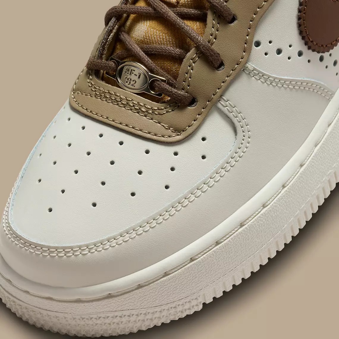 733 -  Giày Nike Air Force 1 LV8 Brogue Sail Brown FV3702 121 [HÀNG CHÍNH HÃNG]