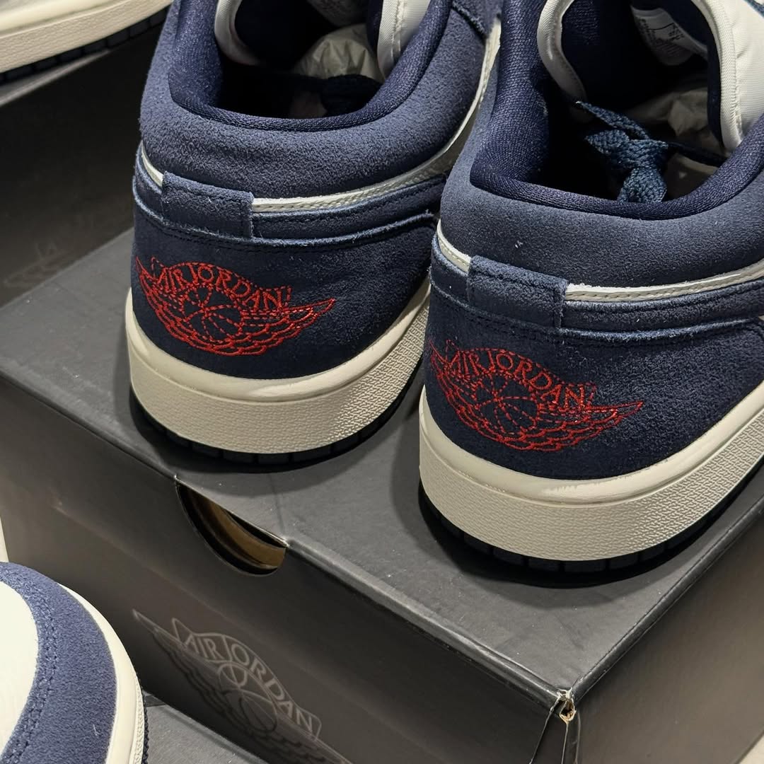 2657 - Giày Nike Air Jordan 1 Low Obsidian Suede IO7448-400 [HÀNG CHÍNH HÃNG]