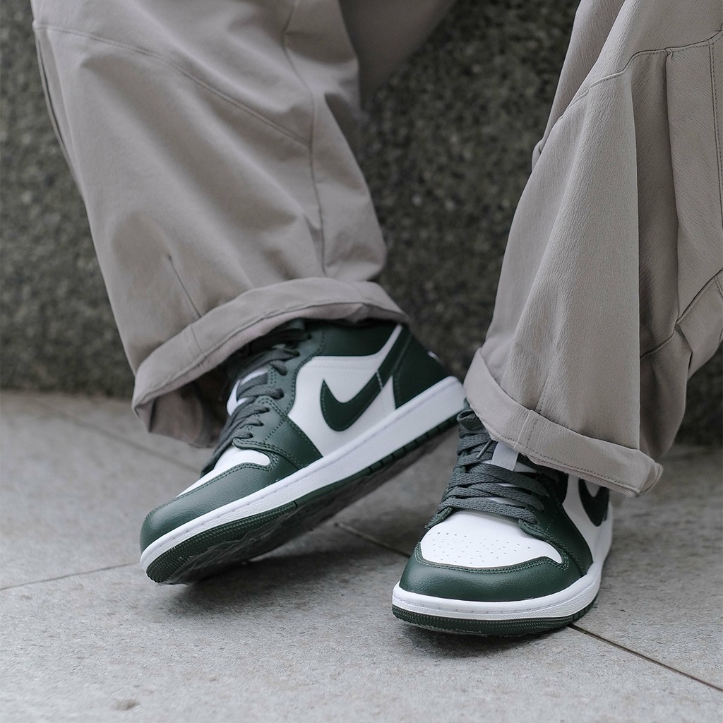 520 -  Giày Nike Air Jordan 1 Low Galactic Jade DC0774 113 [HÀNG CHÍNH HÃNG]
