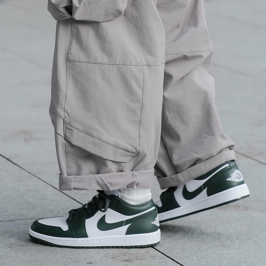 520 -  Giày Nike Air Jordan 1 Low Galactic Jade DC0774 113 [HÀNG CHÍNH HÃNG]