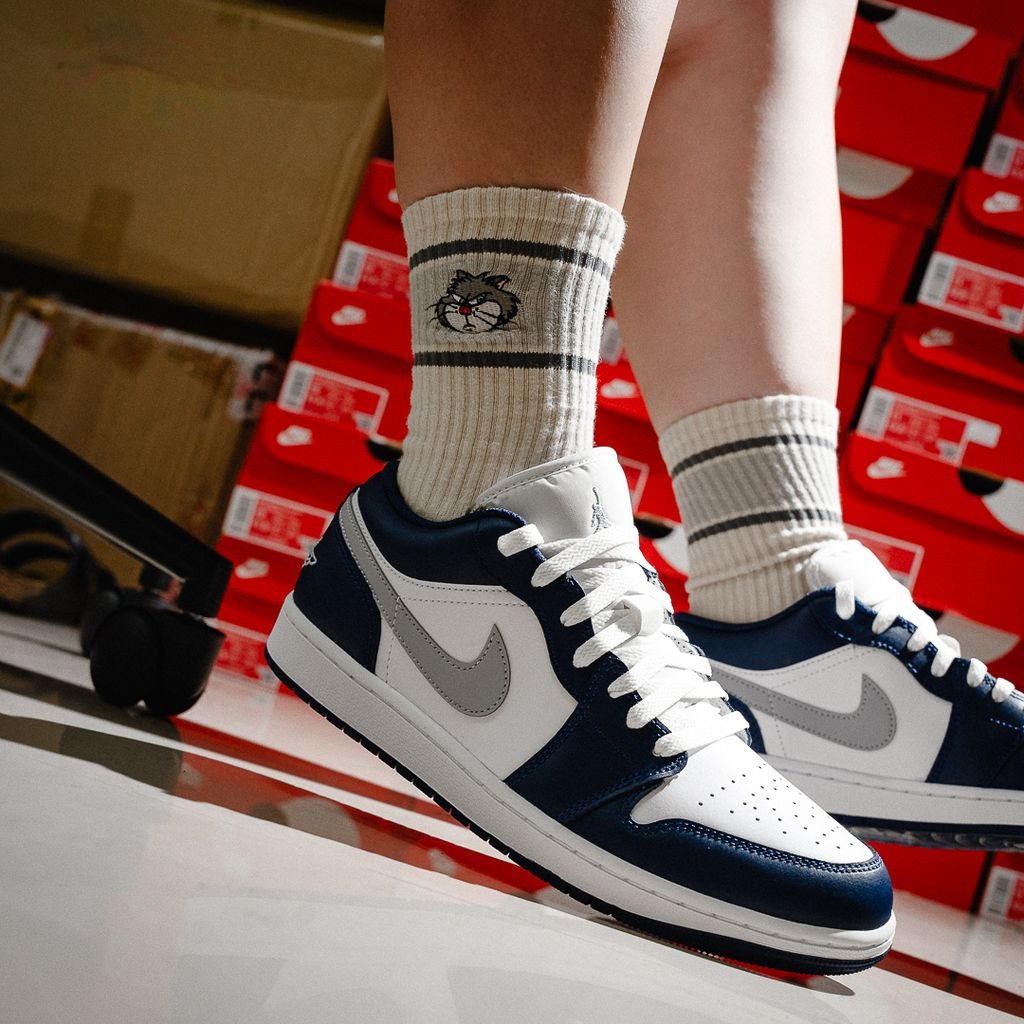 1749 - Giày Nike Air Jordan 1 Low Midnight Navy 553558-141 / 553560-141 [HÀNG CHÍNH HÃNG]