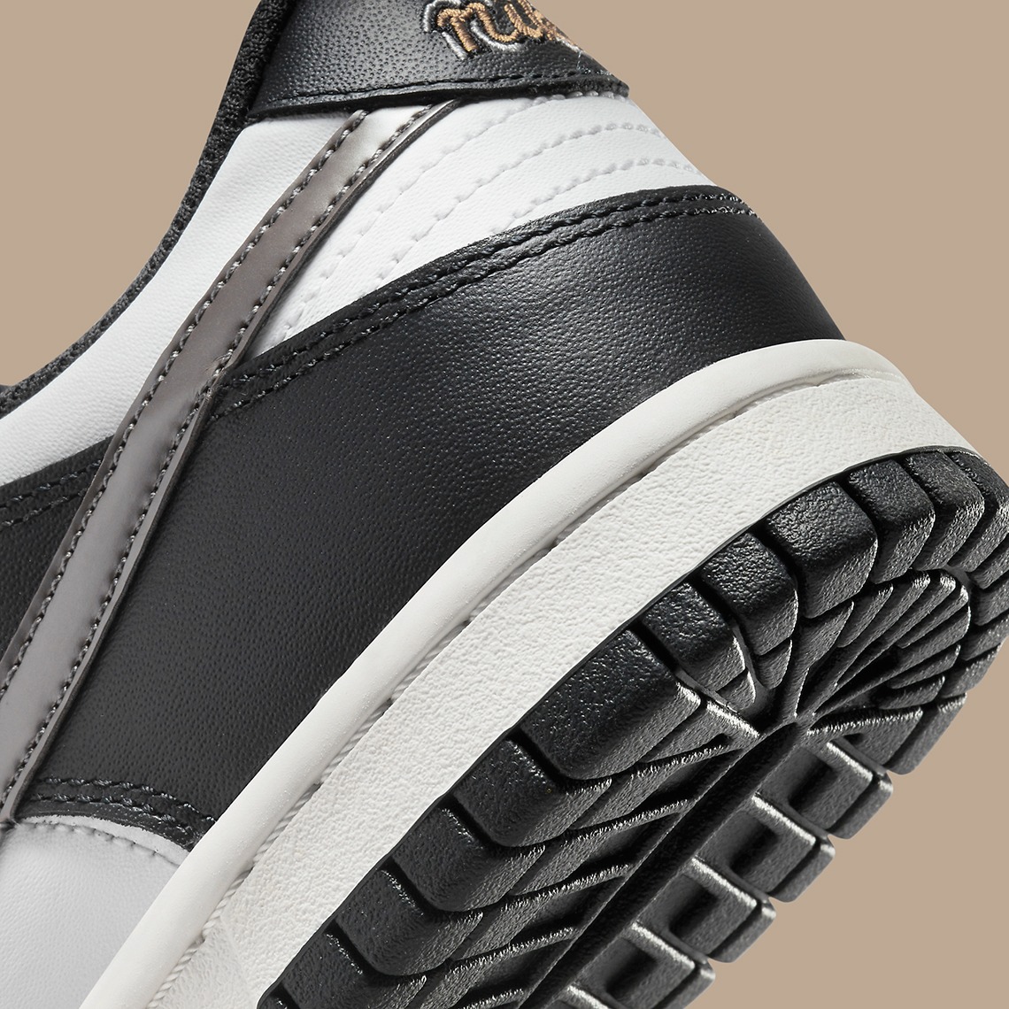 292 -  Giày Nike Dunk Low Pull Tabs [HÀNG CHÍNH HÃNG]