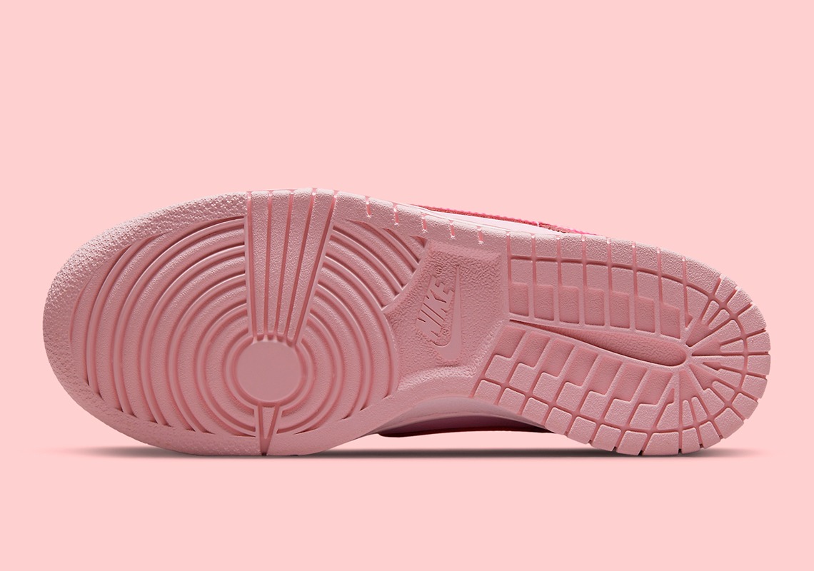 300 -  Giày Nike GS Dunk Low "Triple Pink" - DH9765-600 [HÀNG CHÍNH HÃNG]