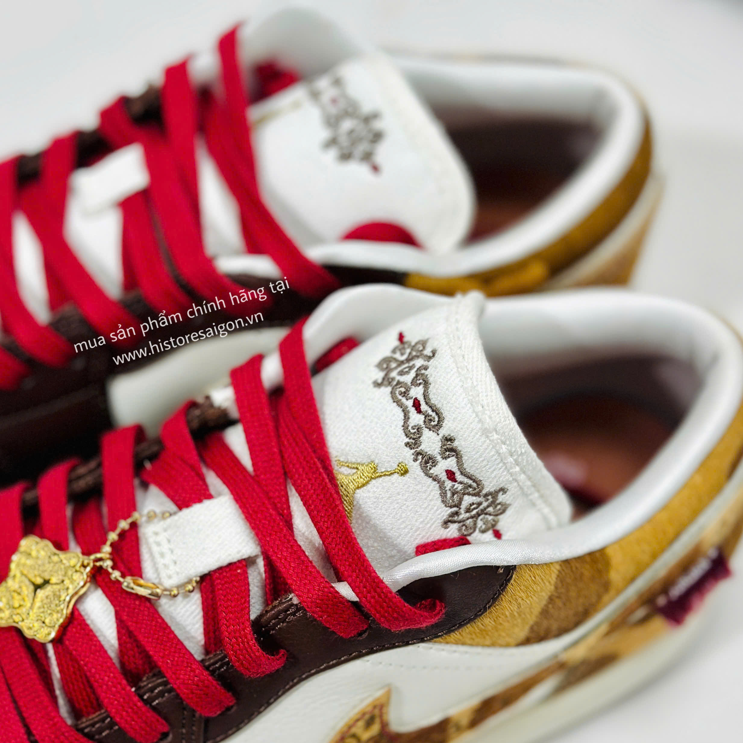 2256 - Giày Nike Air Jordan 1 Low SE Year of the Horse IQ5321-121 [HÀNG CHÍNH HÃNG]