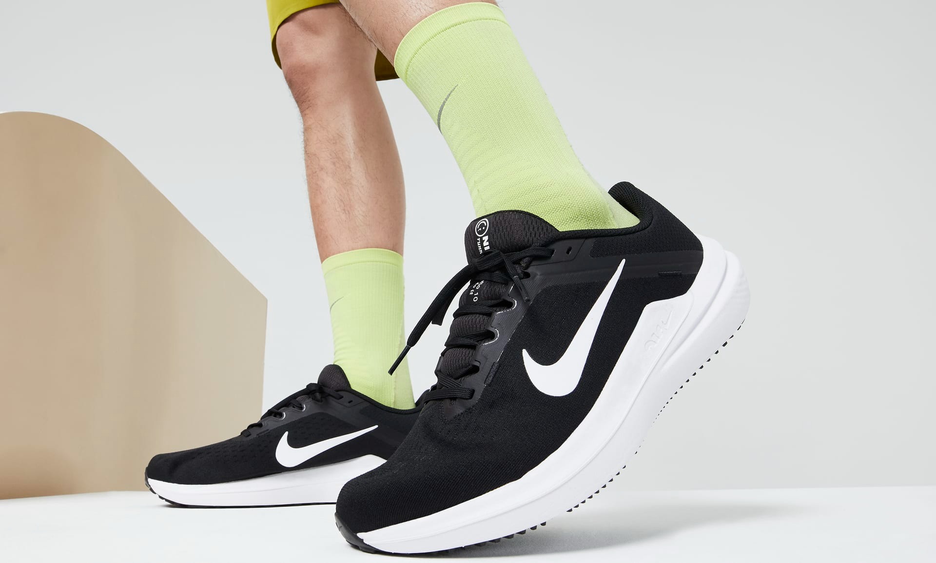 230 -  Giày Running Nike Winflo 10 - Đen Trắng - DV4022-003 [HÀNG CHÍNH HÃNG]