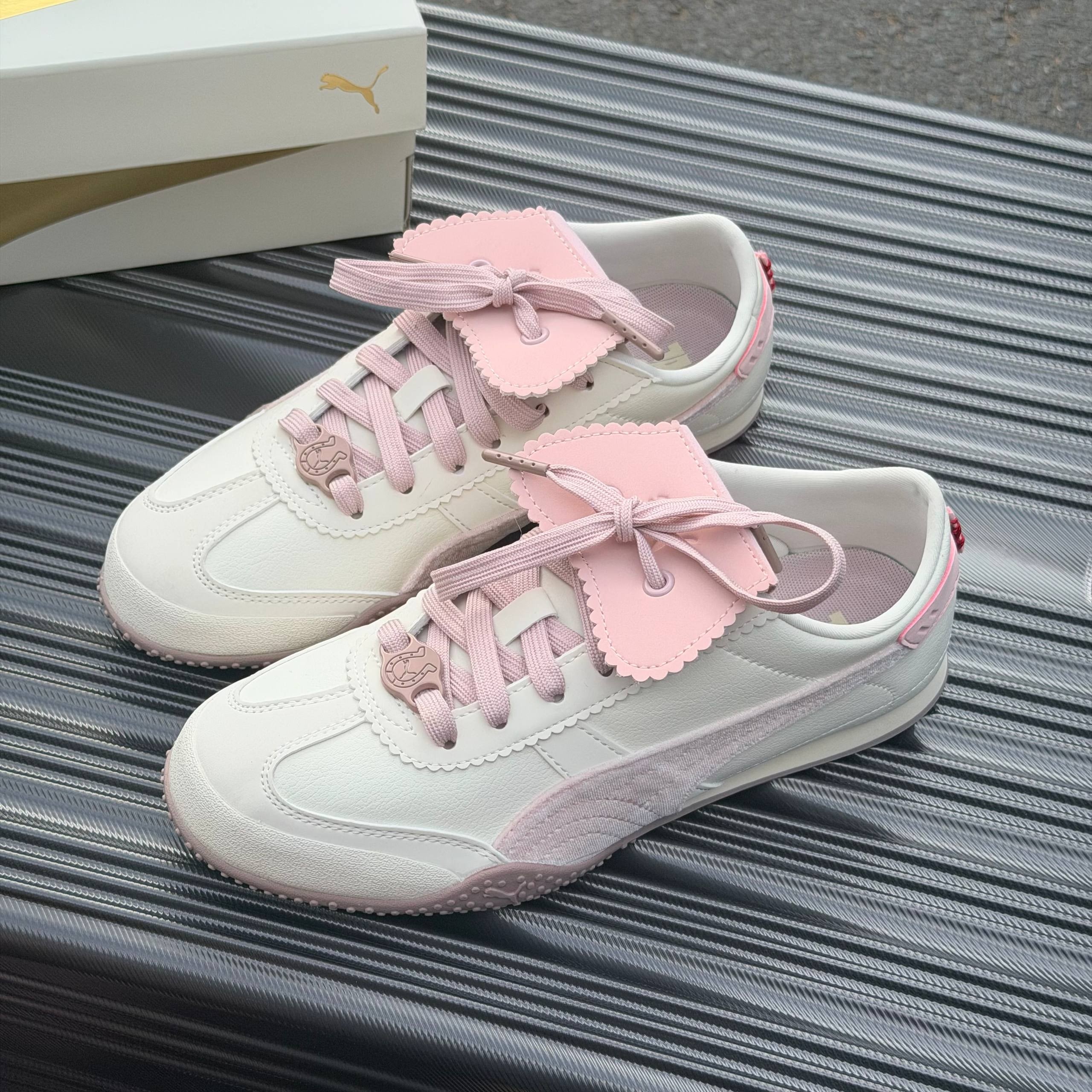2764 - Giày Puma Bella Year Of The Horse Mist Rose Latte | 406665-01 [HÀNG CHÍNH HÃNG]
