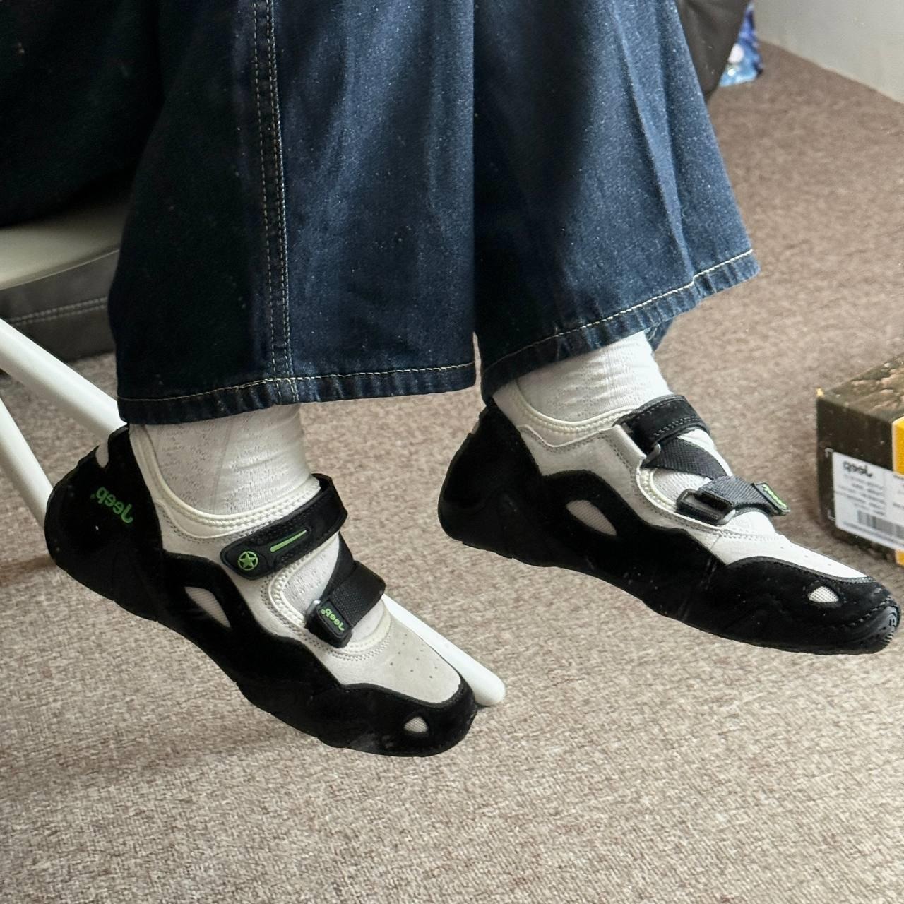 2100 - Giày Jeep Outdoor Shoes Women's Low Top Gray PX241WAS882 [HÀNG CHÍNH HÃNG]