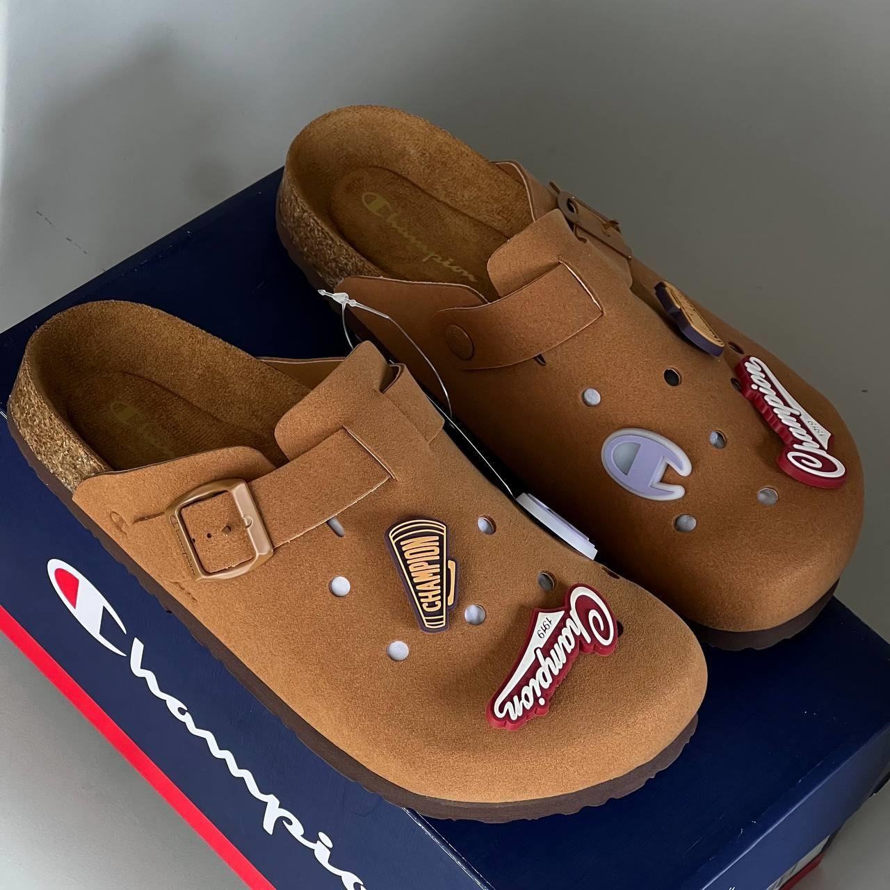 1693 - Dép Champion Sandal Birken Brown U5AFASU19S1 - Nâu [HÀNG CHÍNH HÃNG]