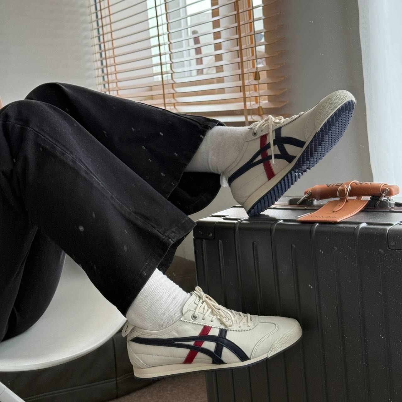 1524 - Giày Onitsuka Tiger Mexico 66 SD Cream/Peacoat 1183A872-101 [HÀNG CHÍNH HÃNG]