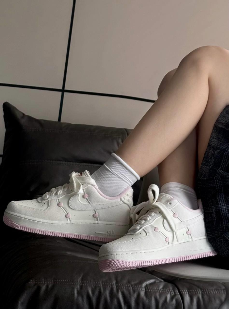 1345 - Giày Nike Air Force 1 Low Valentine’s Day 2025 HV5992-111 [HÀNG CHÍNH HÃNG]