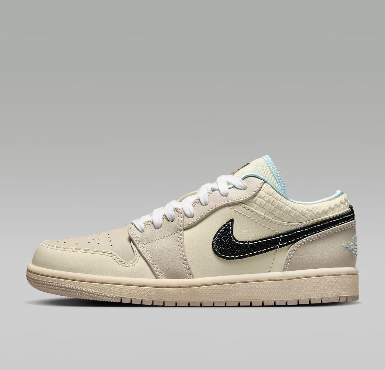 1378 - Giày Nike Air Jordan 1 Low SE Sanddrift Glacier Blue HQ3440-101 [HÀNG CHÍNH HÃNG]