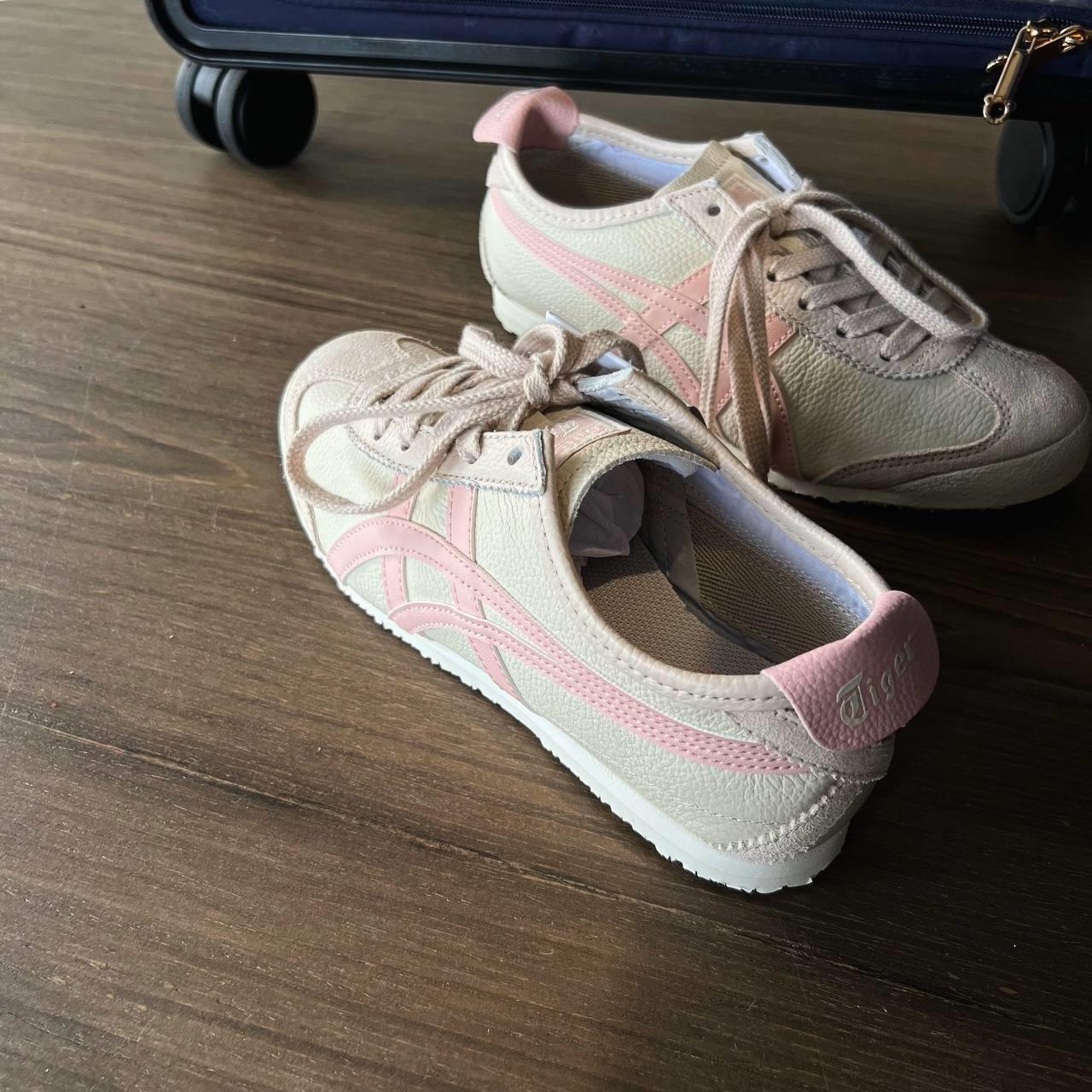 1520 - Giày Onitsuka Tiger Mexico 66 Ginger Peach 1183A201-254 [HÀNG CHÍNH HÃNG]