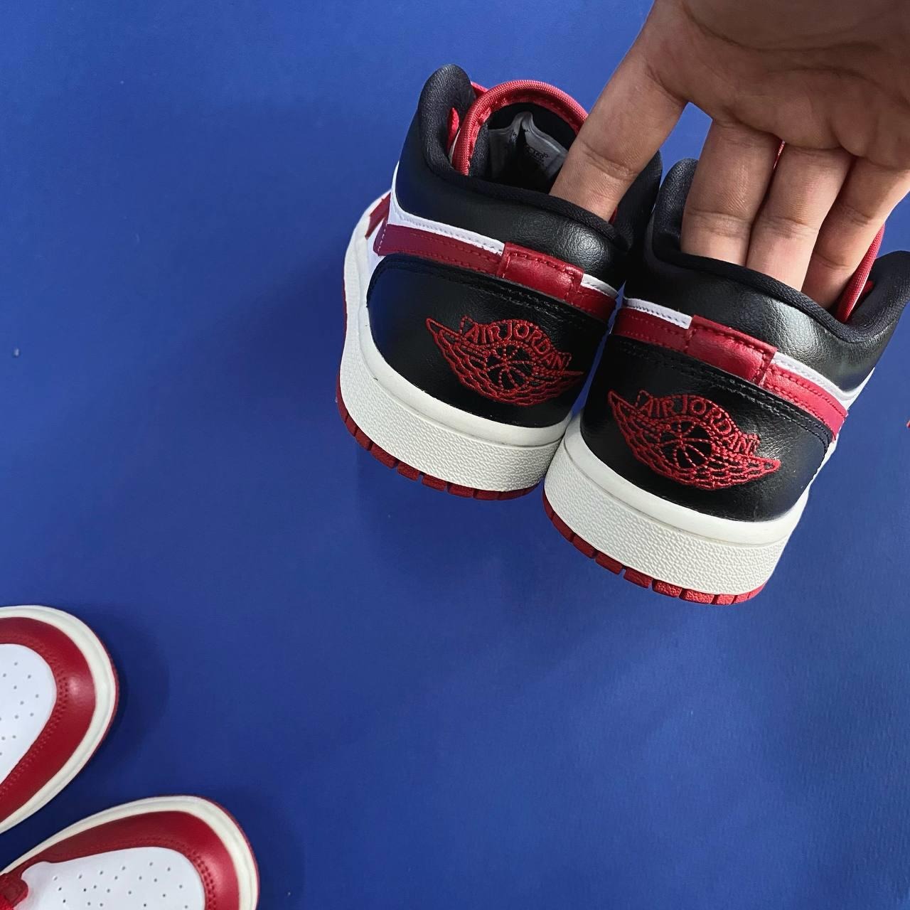 1810 - Giày Nike Air Jordan 1 Low Reverse Black Toe DC0774-160 [HÀNG CHÍNH HÃNG]