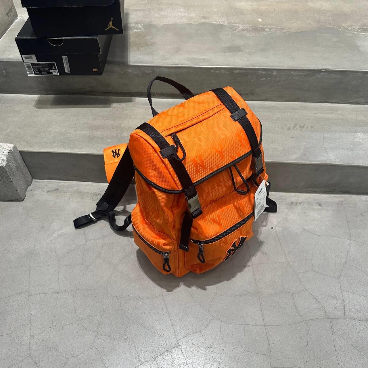 2697 - Balo MLB Monogram Nylon Jacquard New York Yankees Orange 3ABKM021N-50ORS [HÀNG CHÍNH HÃNG]