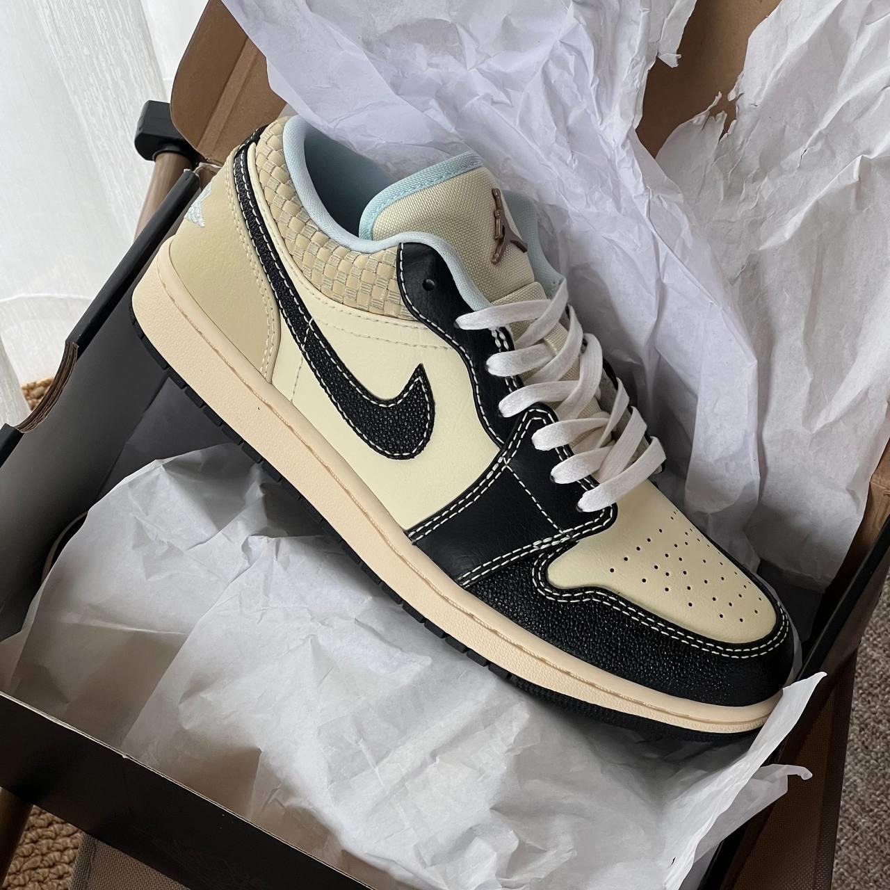 1377 - Giày Nike Air Jordan 1 Low SE Coconut Milk Black HQ3437-101 [HÀNG CHÍNH HÃNG]