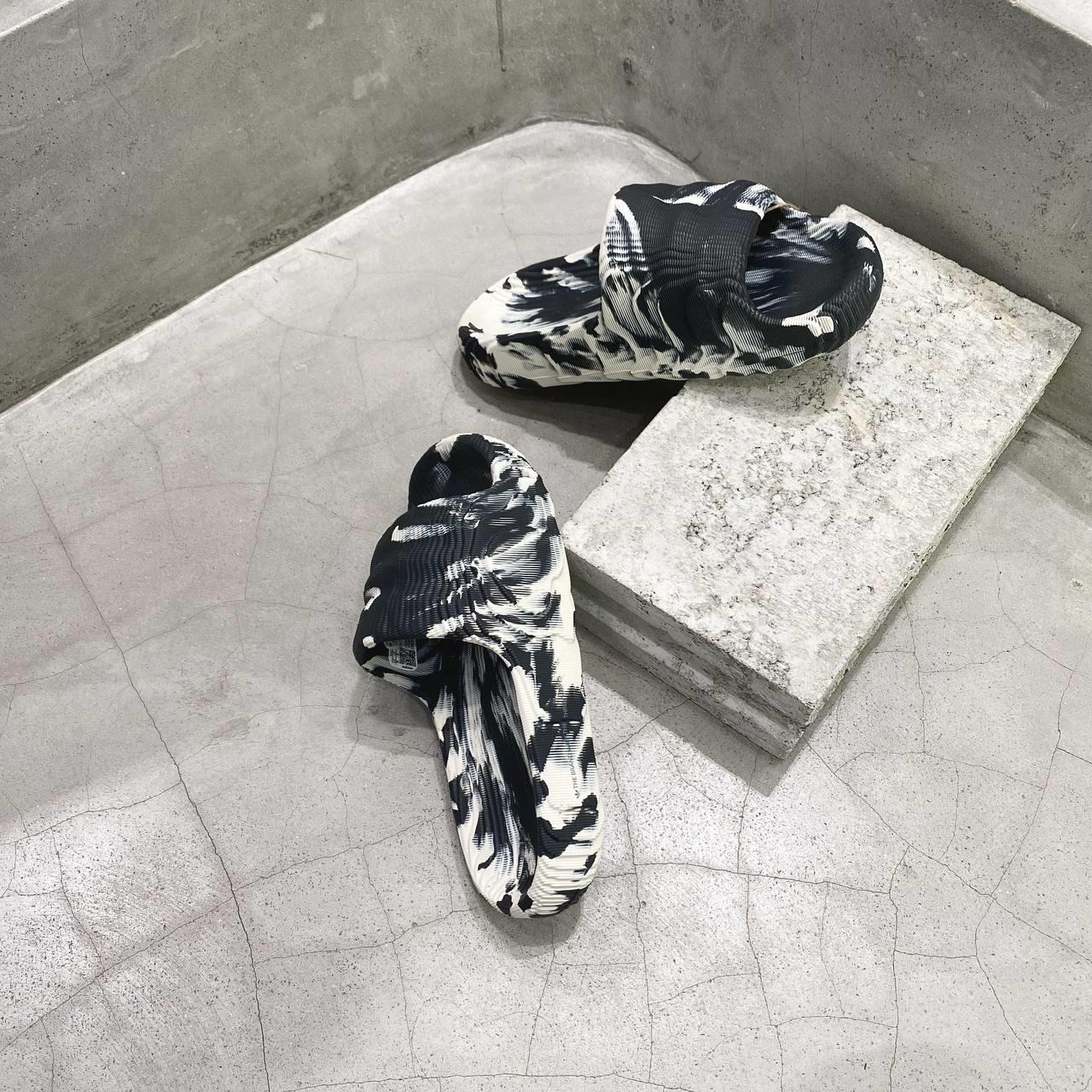 1733 - Dép Adidas Adilette 22 CARBON ALUMINIUM GX6947 [HÀNG CHÍNH HÃNG]