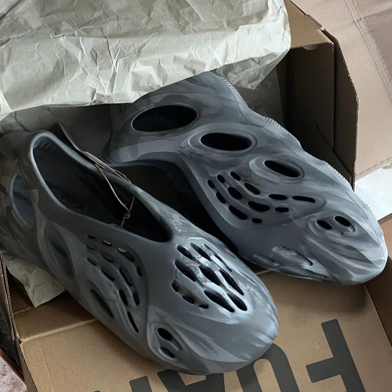 2209 - Giày Adidas Yeezy Foam Runner 'MX Granite' IE4931 [HÀNG CHÍNH HÃNG]