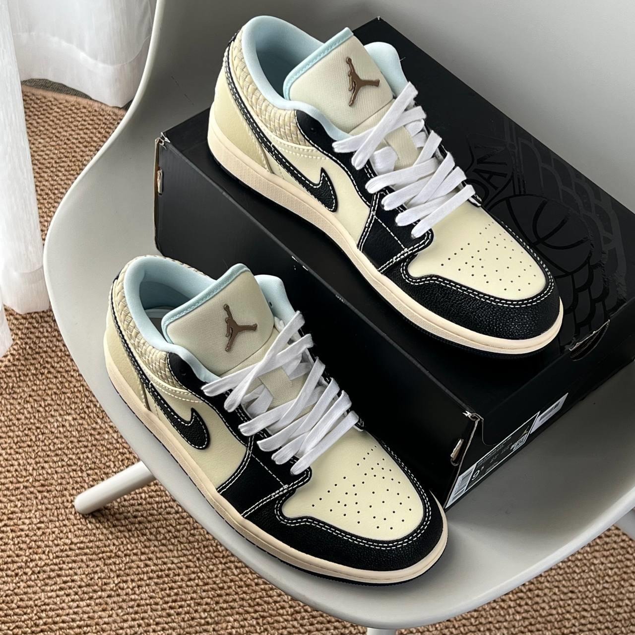 1377 - Giày Nike Air Jordan 1 Low SE Coconut Milk Black HQ3437-101 [HÀNG CHÍNH HÃNG]