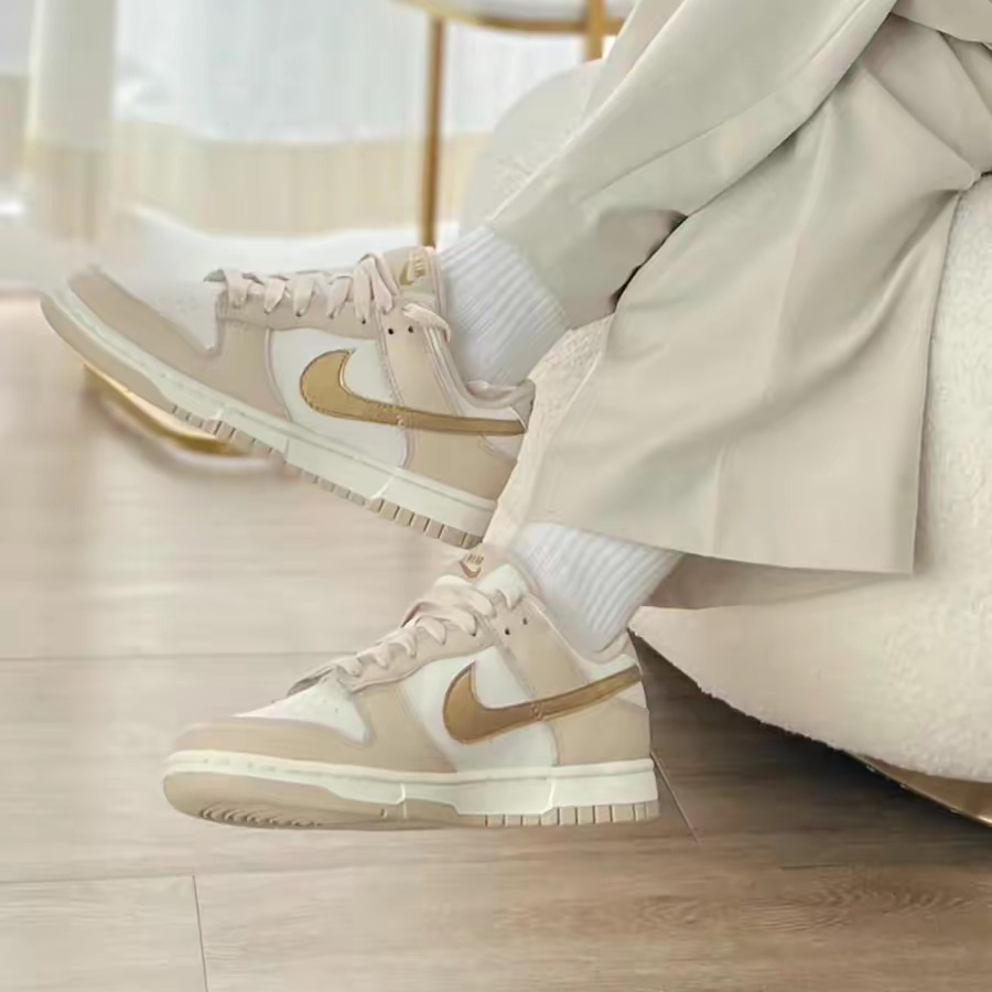 282 -  Giày Nike Dunk Low "Gold Swoosh" - Code DX5930-001 [HÀNG CHÍNH HÃNG]