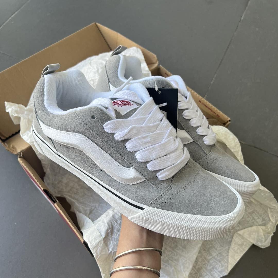909 -  Giày Vans Knu Skool Grey - Code VN0009QCBGJ [HÀNG CHÍNH HÃNG]