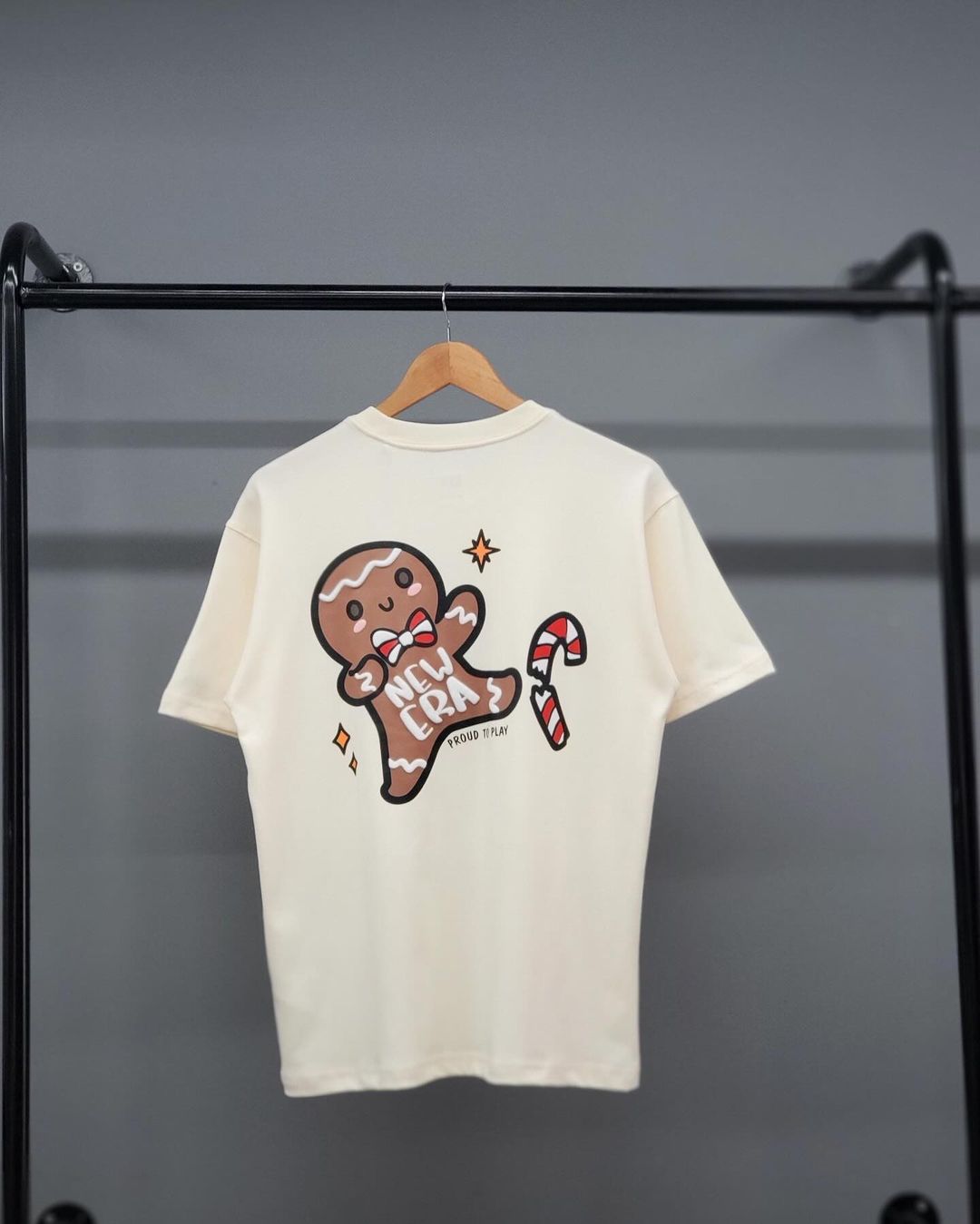 964 -  Áo New Era NY Gingerbread Man NE Cosy Christmas - Trắng Kem Ivory - Code 14112249 [HÀNG CHÍNH HÃNG]