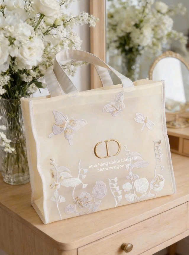 2743 - Túi Tote Dior Butterfly Gift Trắng Kem (Gift Hãng Tặng Khách) [HÀNG CHÍNH HÃNG]