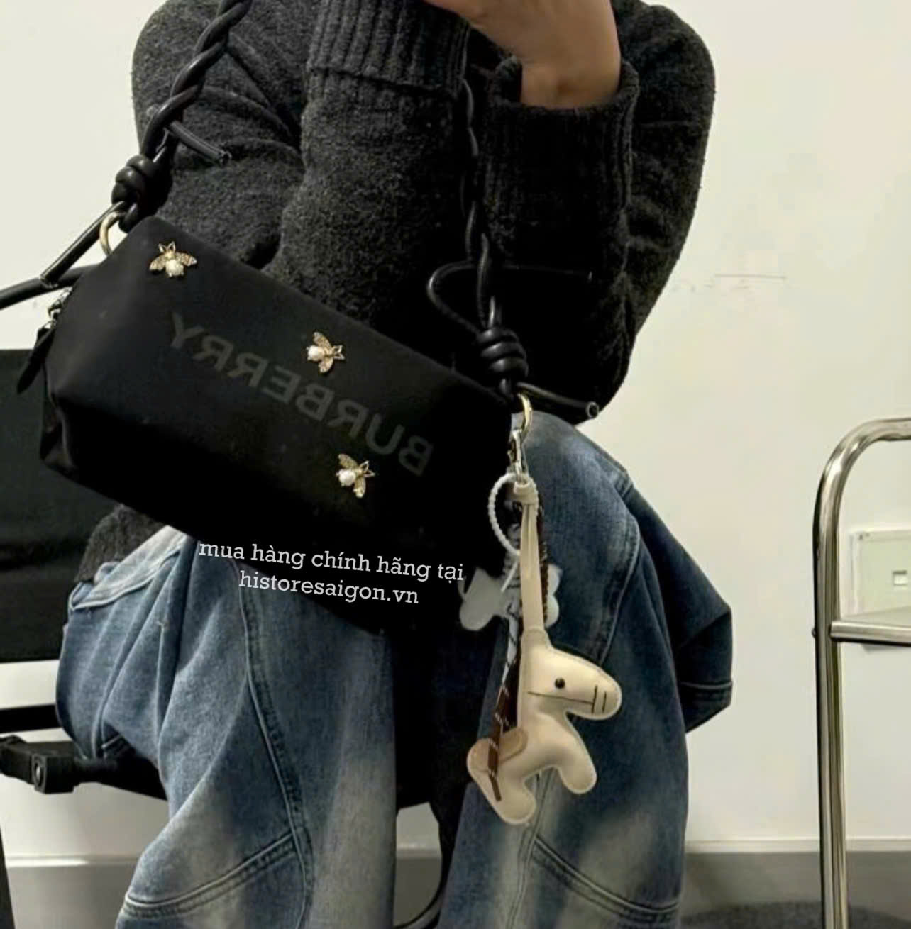 2636 - Túi Burberry Gift Custom With Horse Charm (Gift Hãng Tặng Khách) [HÀNG CHÍNH HÃNG]