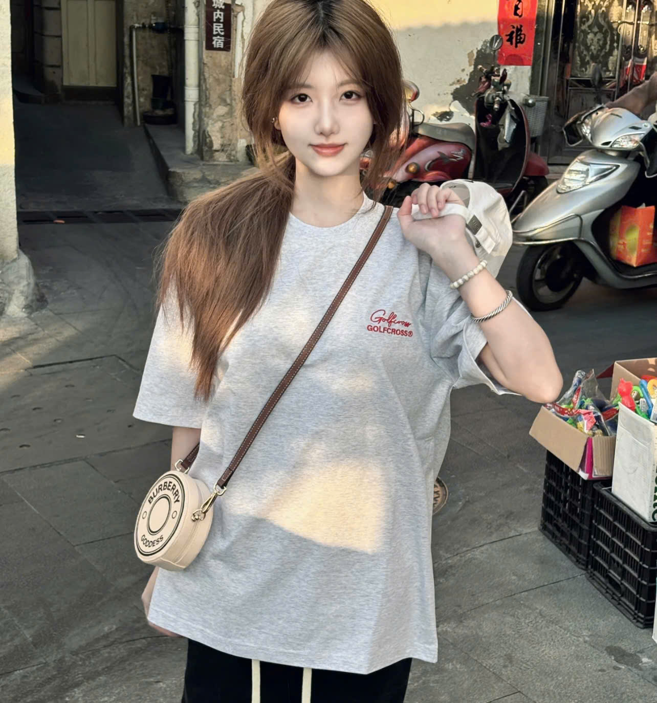 1966 - Túi Burberry Gift Goddess (Gift Hãng Tặng Khách) [HÀNG CHÍNH HÃNG]