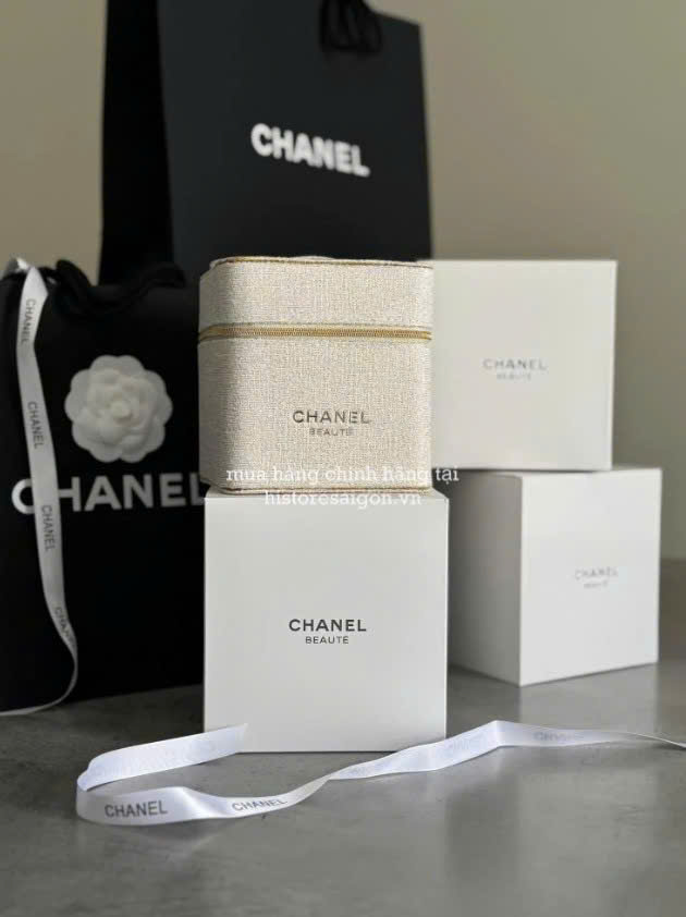 2186 - Túi Chanel Gift Beauty Pearl Case Champagne (Gift Hãng Tặng Khách) [HÀNG CHÍNH HÃNG]