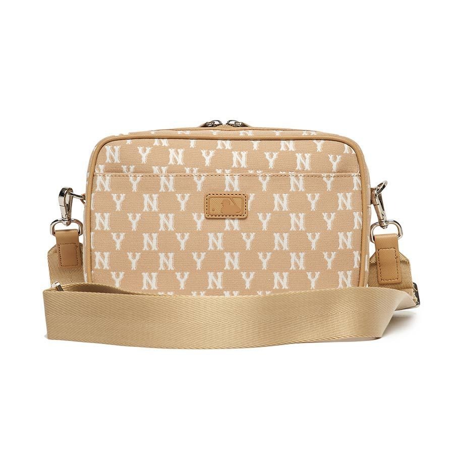608 -  Túi Đeo Chéo MLB Monogram Jacquard New York Yankees - Size 23 - 3ACRM012N-50BGD [HÀNG CHÍNH HÃNG]