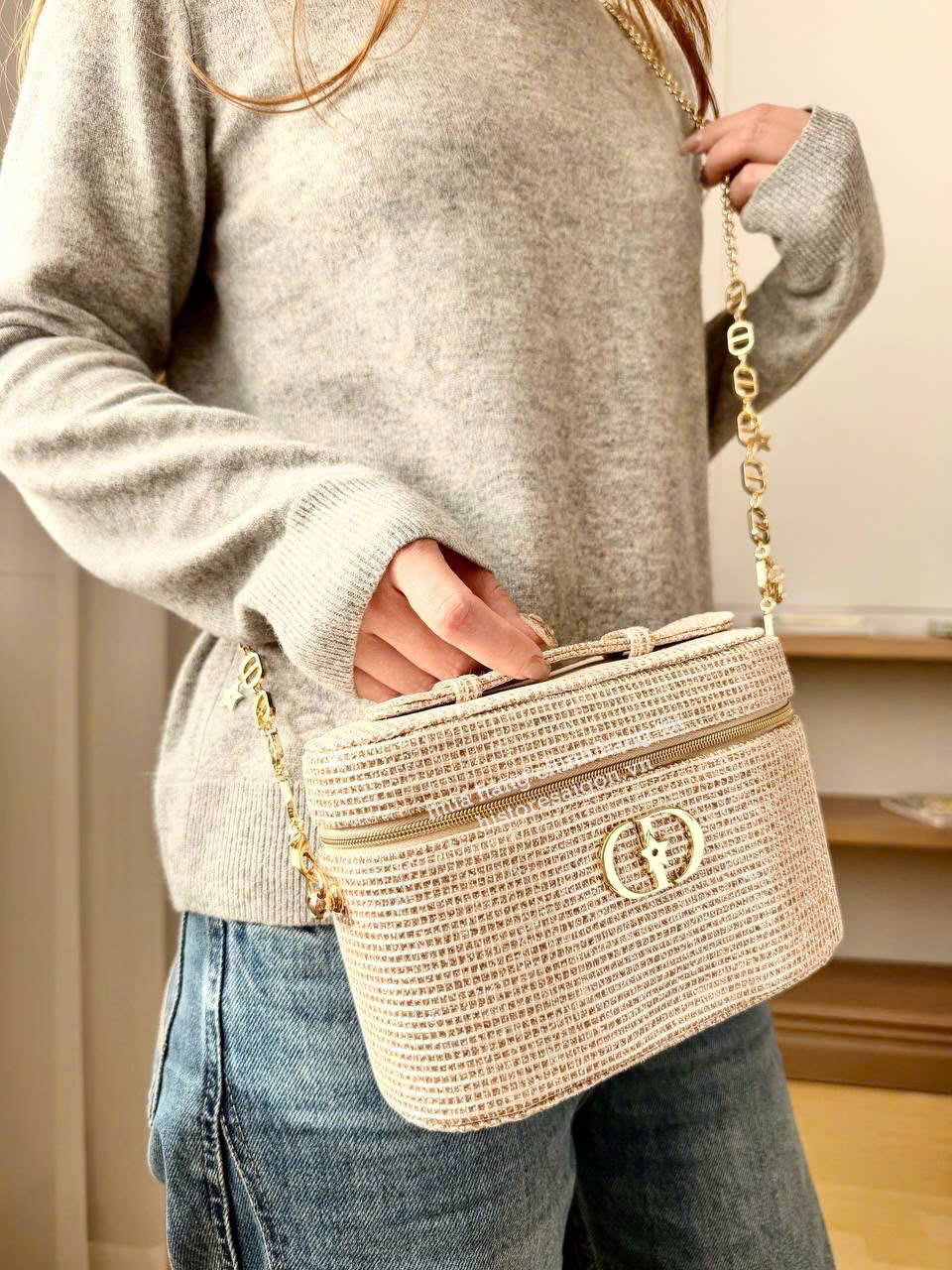 2713 - Túi Dior Crystal Gold Woven Gift Party - Dior Beauty Xmas Gift (Gift Hãng Tặng Khách) [HÀNG CHÍNH HÃNG]