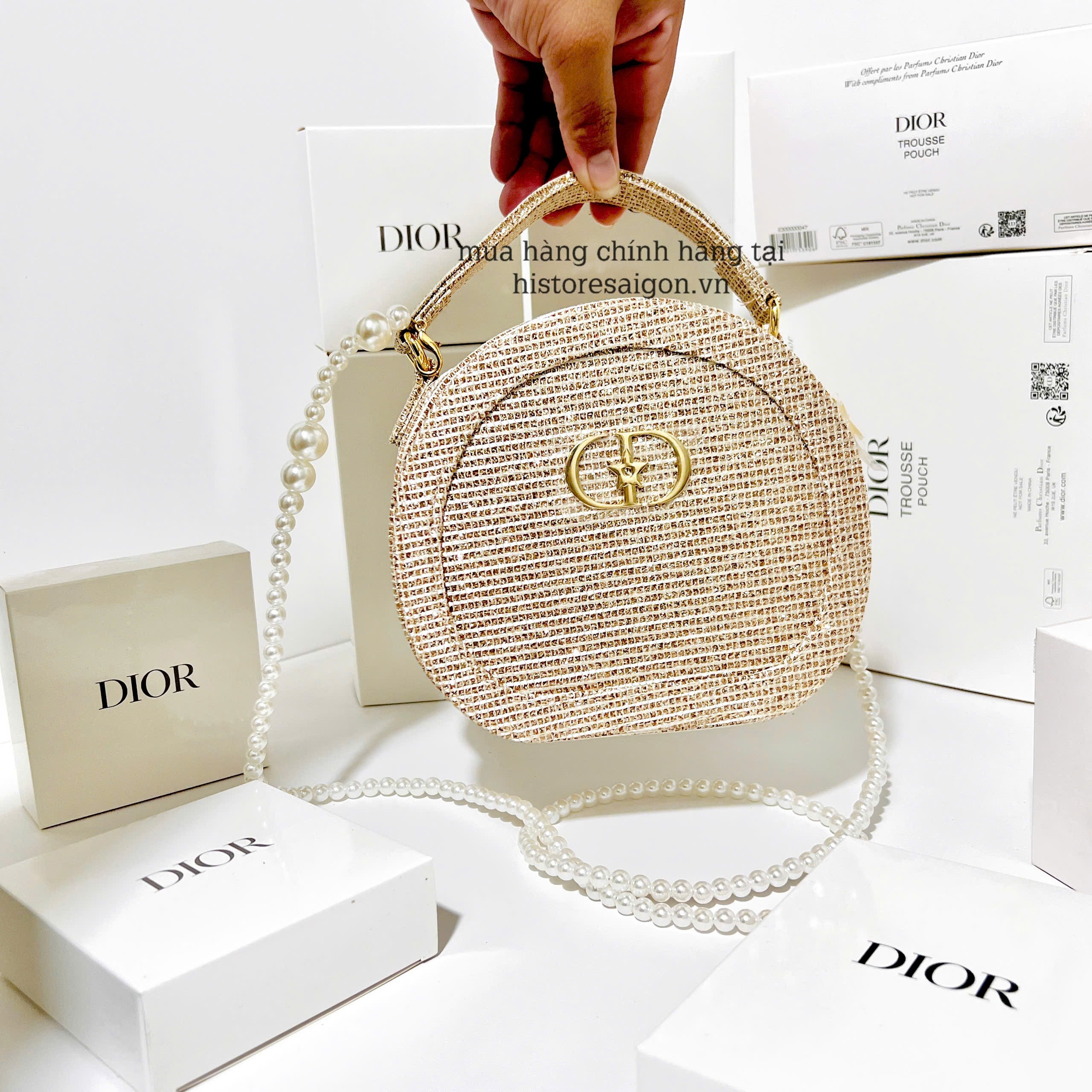 2079 - Túi Dior Gift Crystal Gold Woven Round Pouch - Dior Pouch Beauty Xmas Gift (Gift Hãng Tặng Khách) [HÀNG CHÍNH HÃNG]