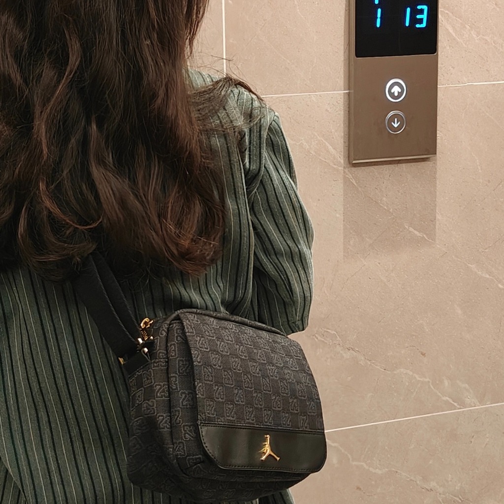 764 -  Túi Đeo Jordan Monogram Black - Bản Giới Hạn - MA0760-023 [HÀNG CHÍNH HÃNG]