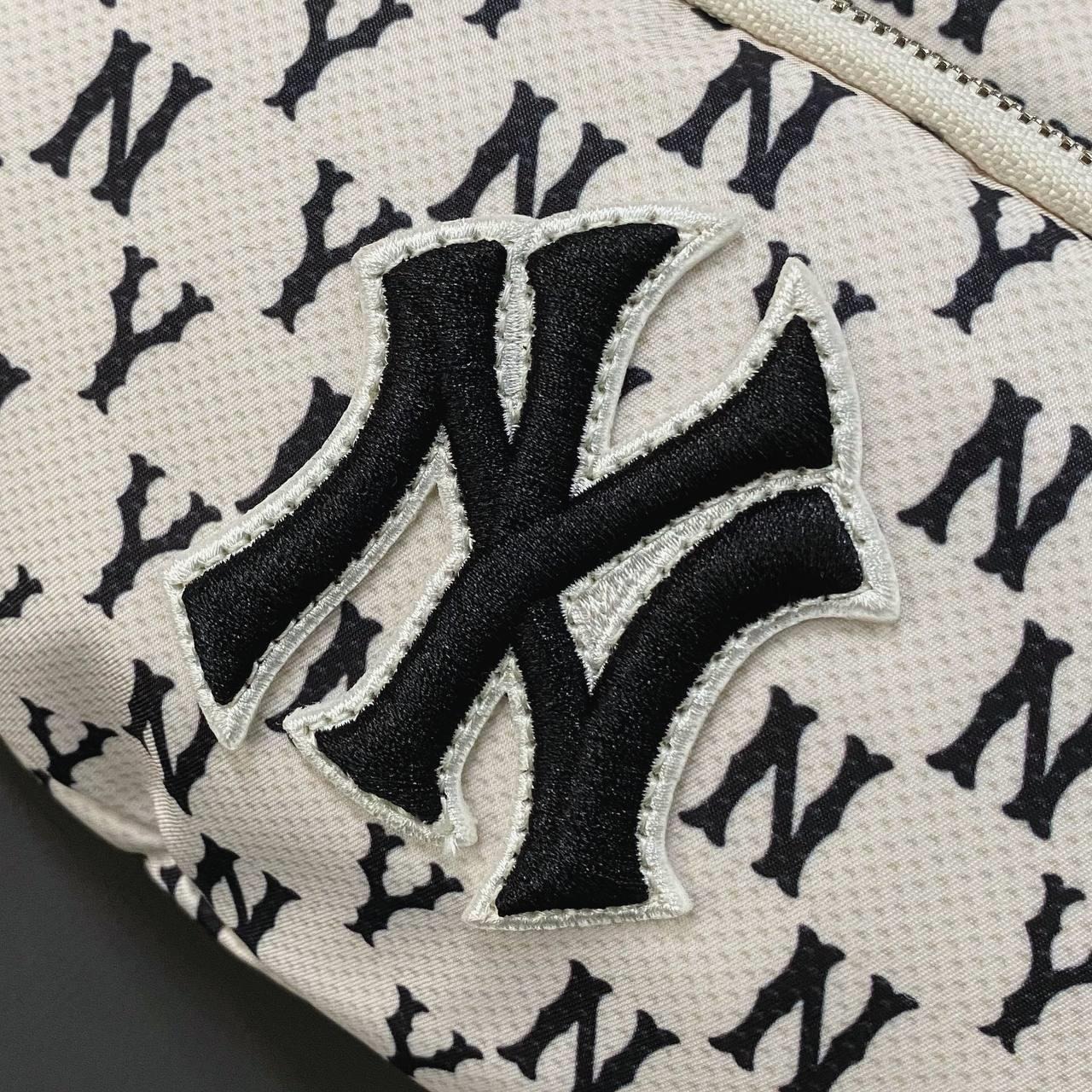 896 -  Túi MLB Monogram Hip Sack New York Yankees - Cream - Túi Bao Tử - Code 3AHSM012N-50CRD [HÀNG CHÍNH HÃNG]