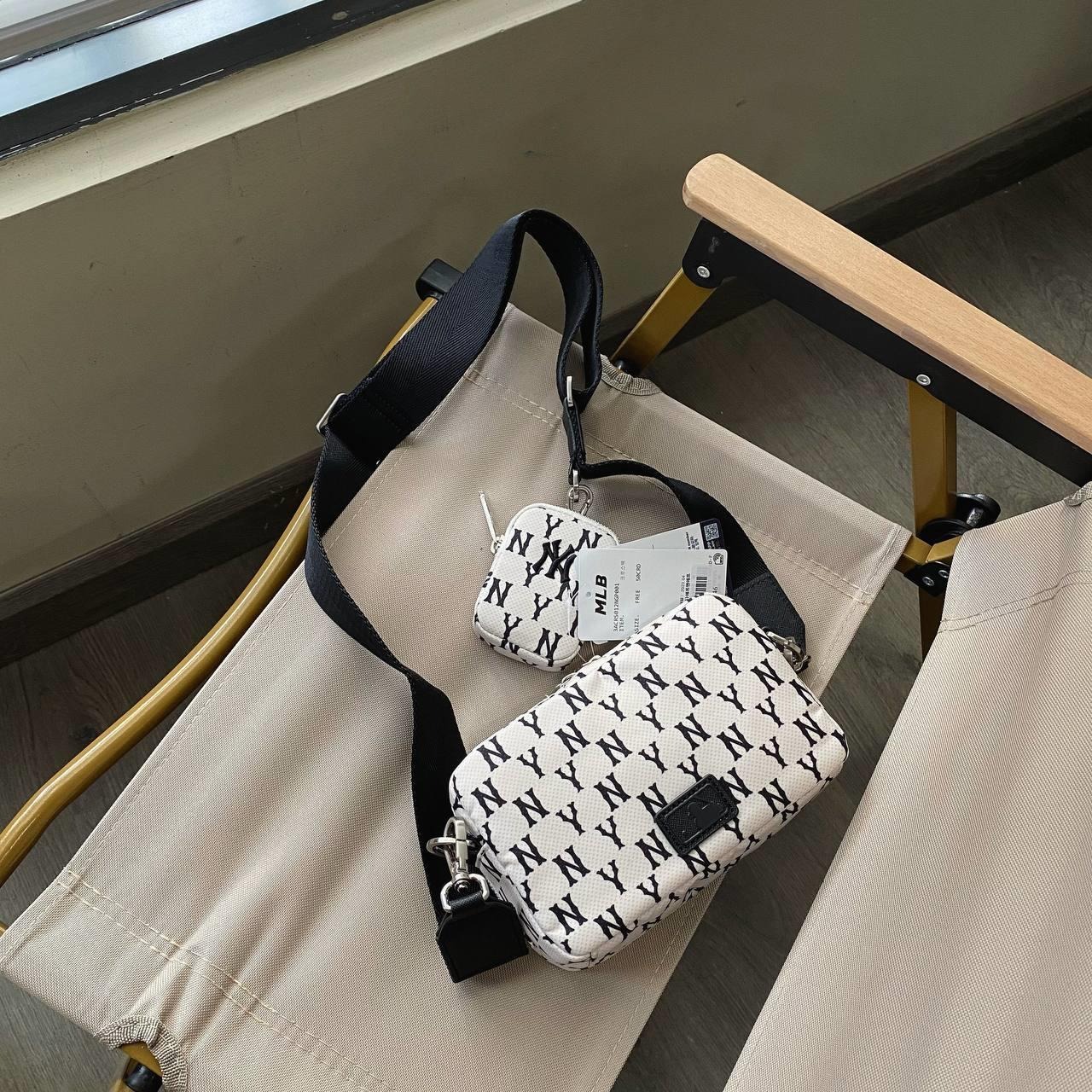 613 -  Túi MLB Korea Monogram Mini Cross Bag New York Yankees D.Cream - 3ACRS012N-50CRD [HÀNG CHÍNH HÃNG]