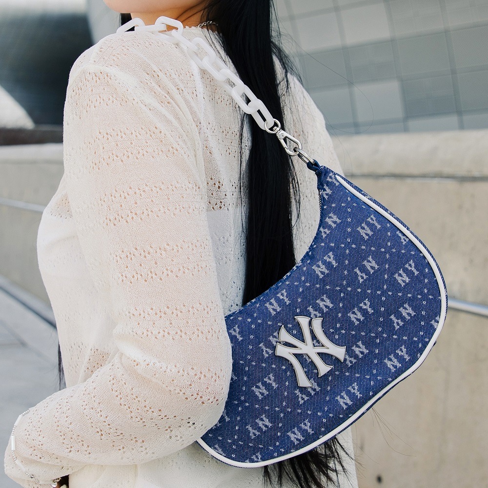 891 -  Túi MLB Diamond Monogram Denim Jacquard Hobo Bag New York Yankees D.Navy - Code 3ABQS023N-50NYD [HÀNG CHÍNH HÃNG]