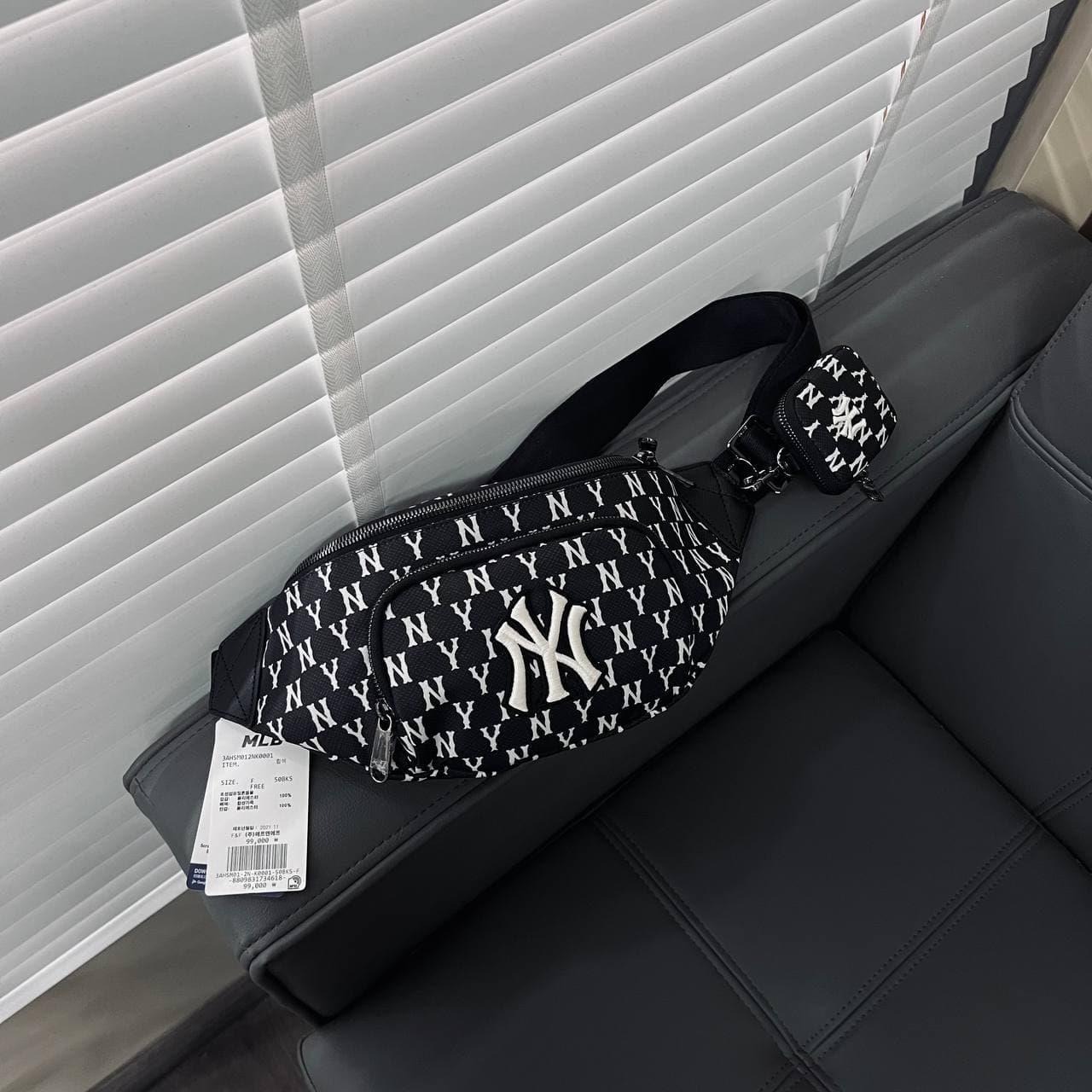 895 -  Túi MLB Monogram Hip Sack New York Yankees - Black - Túi Bao Tử - Code 3AHSM012N-50BKS [HÀNG CHÍNH HÃNG]