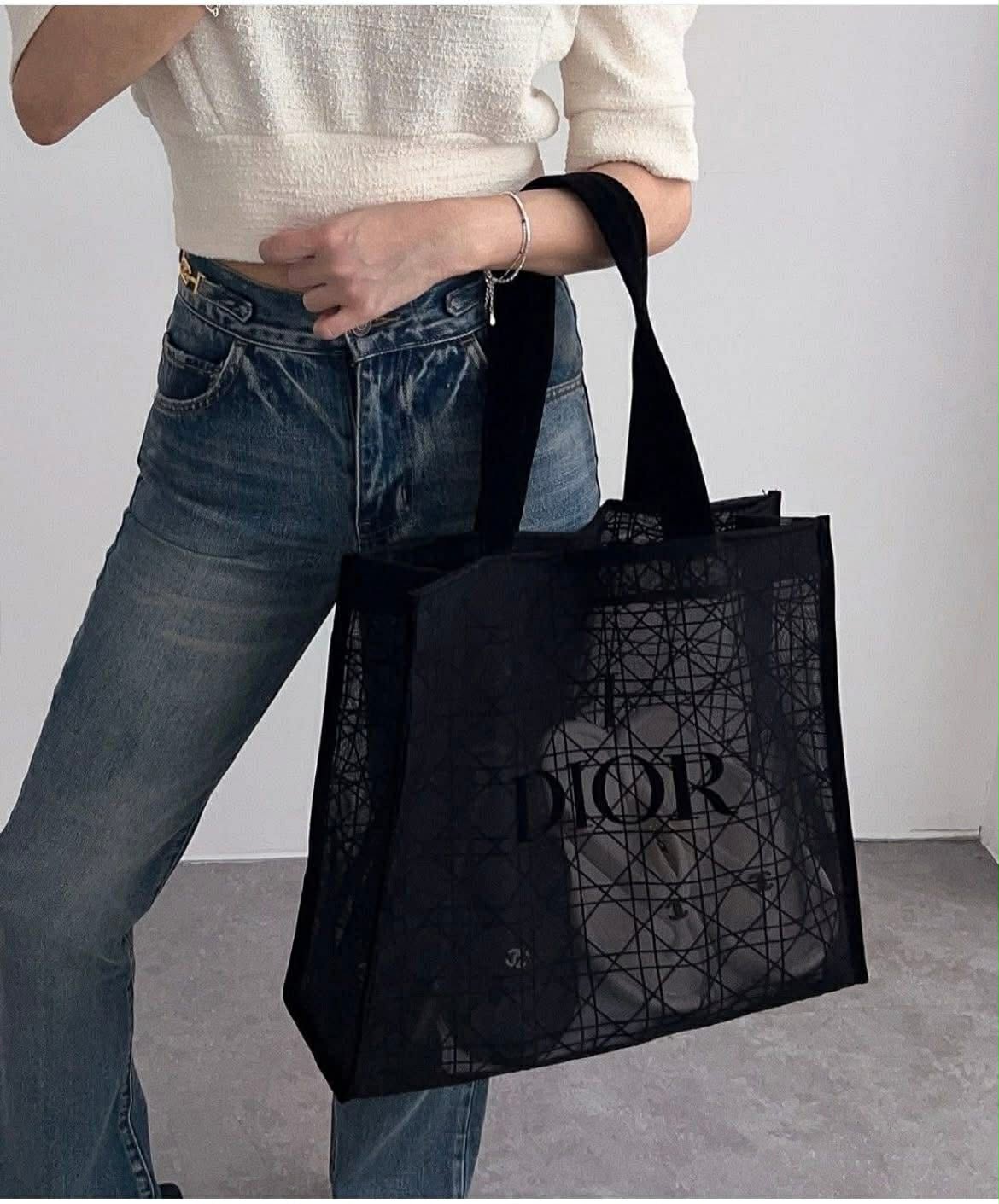 2063 - Túi Tote Dior Đen Gift (Gift Hãng Tặng Khách) [HÀNG CHÍNH HÃNG]
