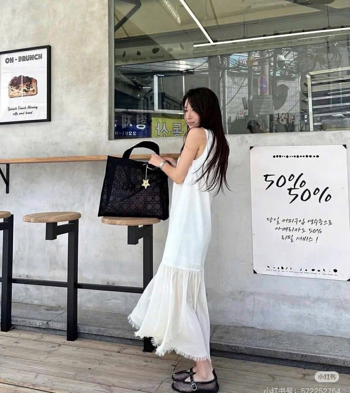 2063 - Túi Tote Dior Đen Gift (Gift Hãng Tặng Khách) [HÀNG CHÍNH HÃNG]