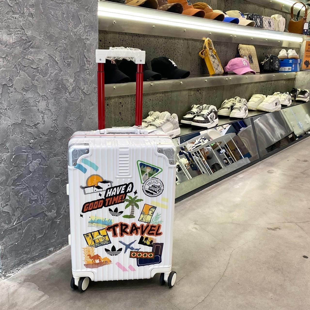 648 - Vali Adidas Travel Xách Tay Size Cabin 22 Xách Tay Trắng Sữa [HÀNG CHÍNH HÃNG]