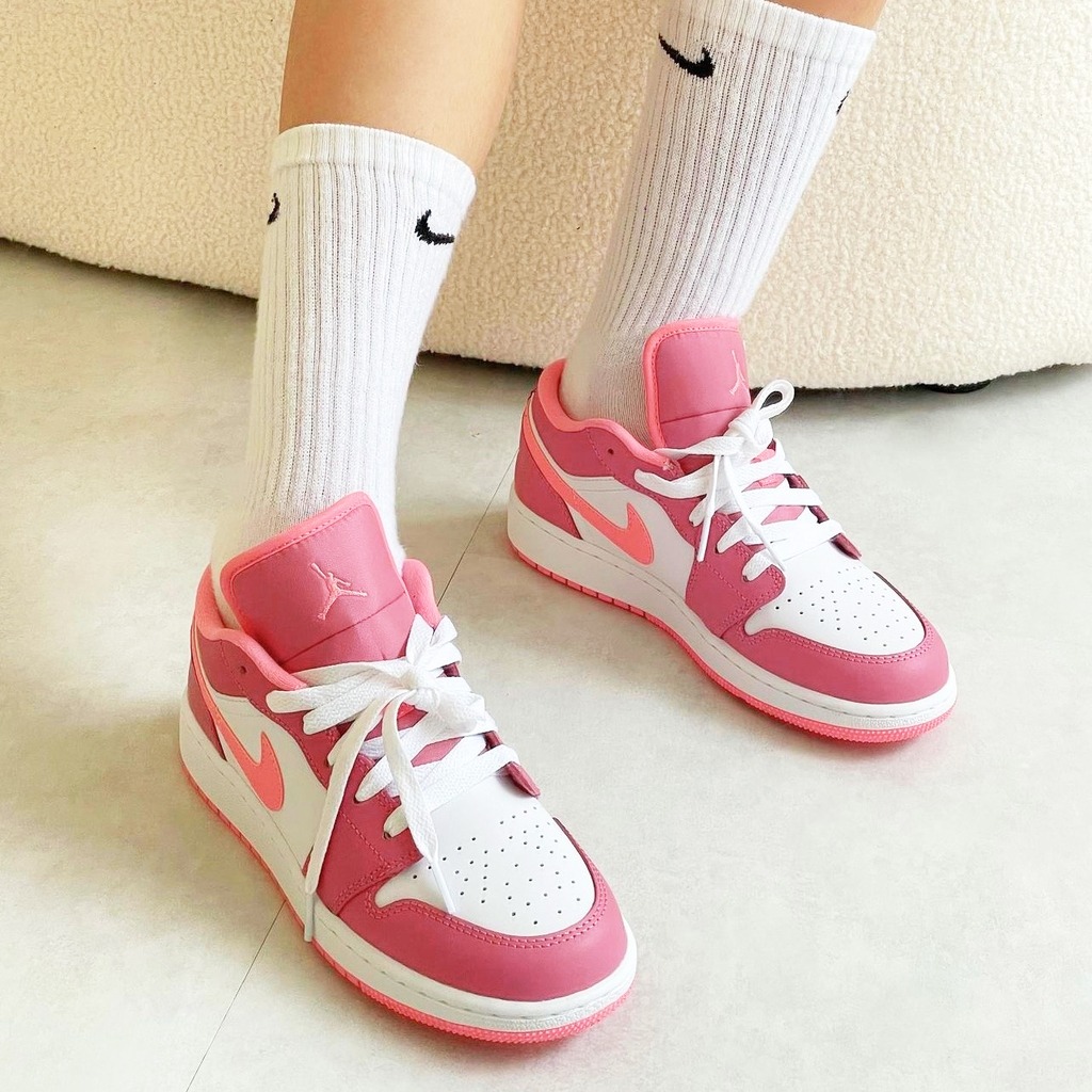 833 -  Giày Nike Air Jordan 1 Low GS Desert Berry 553560 616 [HÀNG CHÍNH HÃNG]