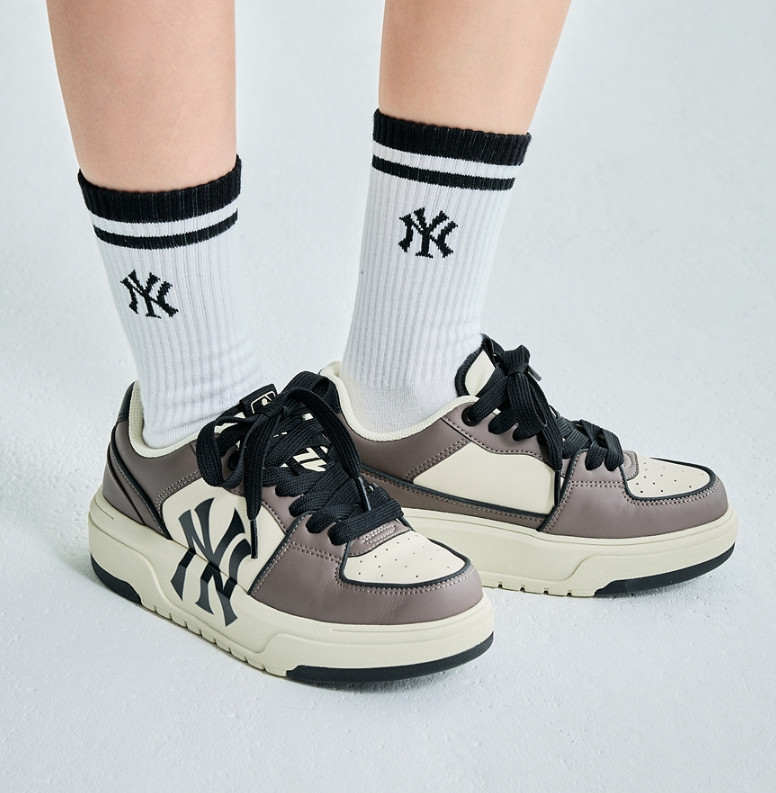 233 -  Giày MLB Chunky Liner Basic NY Nâu Vintage - Charcoal Grey - 3ASXCLB3N [HÀNG CHÍNH HÃNG]
