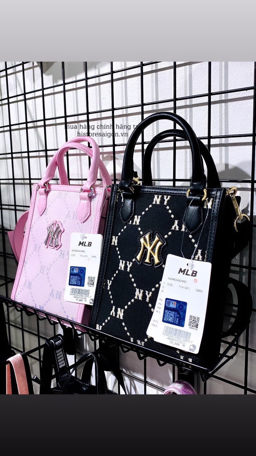 492 -  Túi MLB NY Monogram - Phonebag Dọc - Đen - Code 7ACRMD34N-50BKL [HÀNG CHÍNH HÃNG]