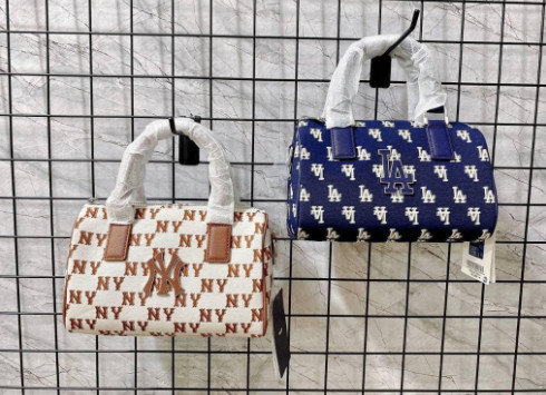 500 -  Túi MLB Korea Monogram Jacquard Boston Bag New York Yankees Brown - Nâu Monogram - Code 3ABWS013N-50CRD [HÀNG CHÍNH HÃNG]