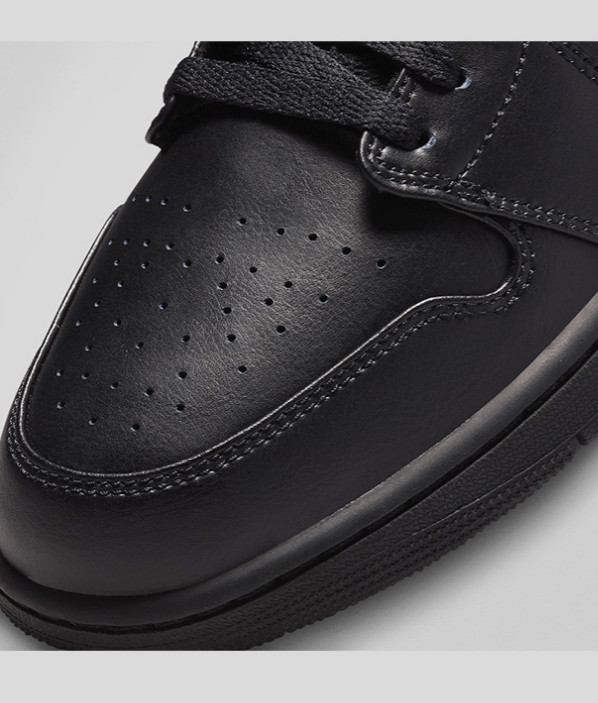 516 -  Giày Nike Jordan 1 Low Triple Black 553558 093  [HÀNG CHÍNH HÃNG]