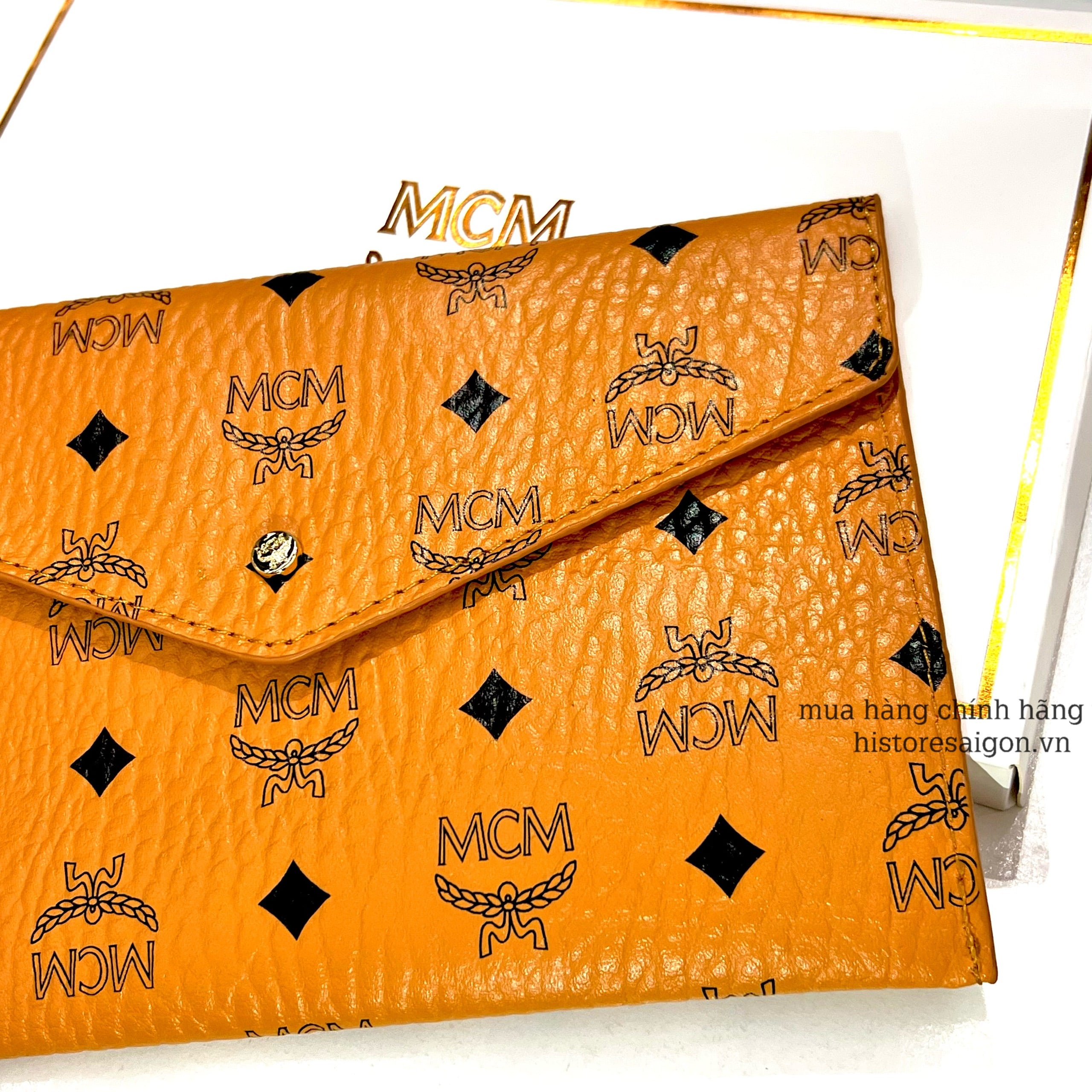 Mcm envelope clutch discount