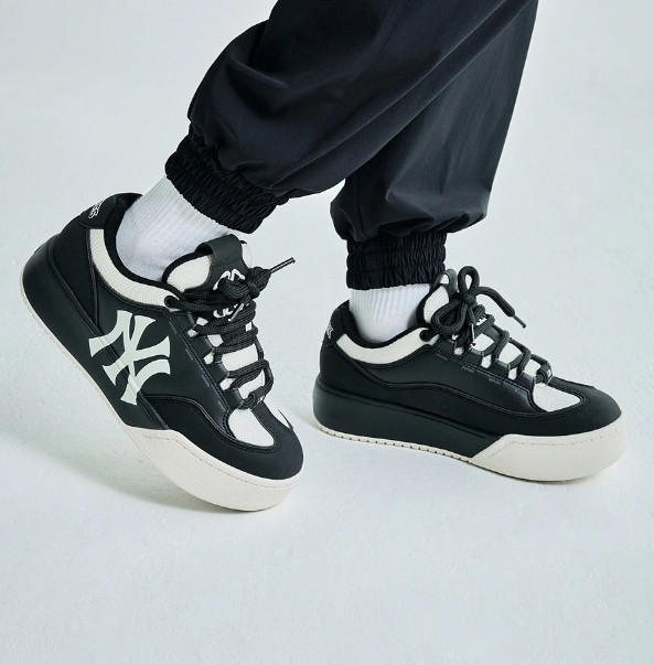566 -  Giày MLB Korea Chunky Wide New York Yankees Black - 3ASXCCW3N-50BKS [HÀNG CHÍNH HÃNG]