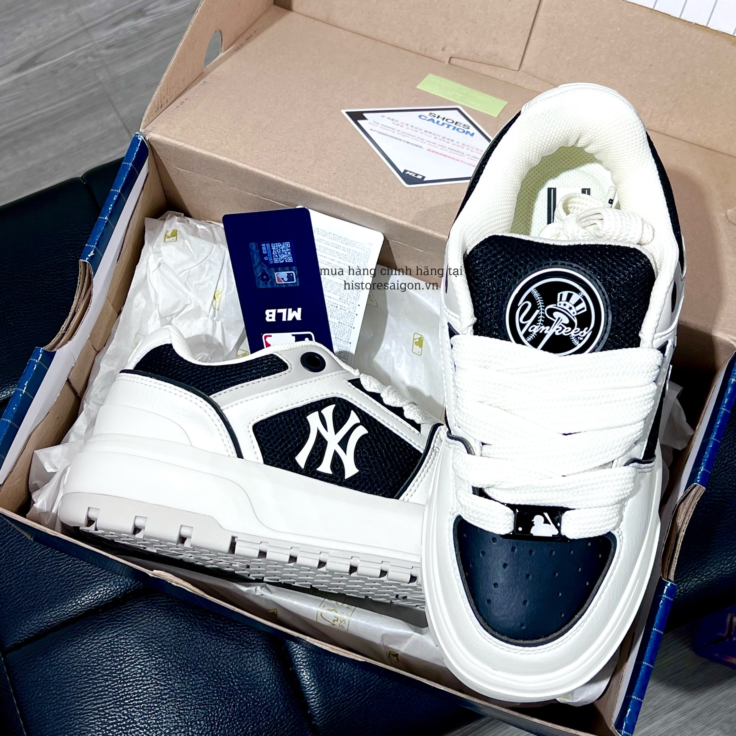 574  -  Giày MLB Chunky Liner Wide New York Yankees Black - Code 3ASXCLW4N 50BKS [HÀNG CHÍNH HÃNG]