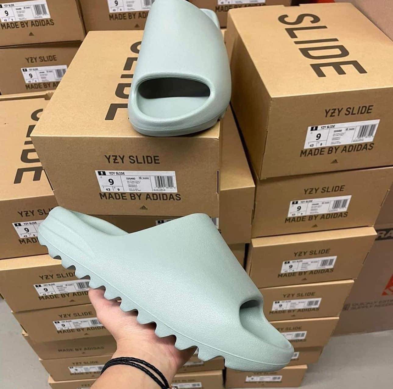 700 -  Dép Adidas Yeezy Slide Salt - Xanh Mint - Code ID5480 [HÀNG CHÍNH HÃNG]